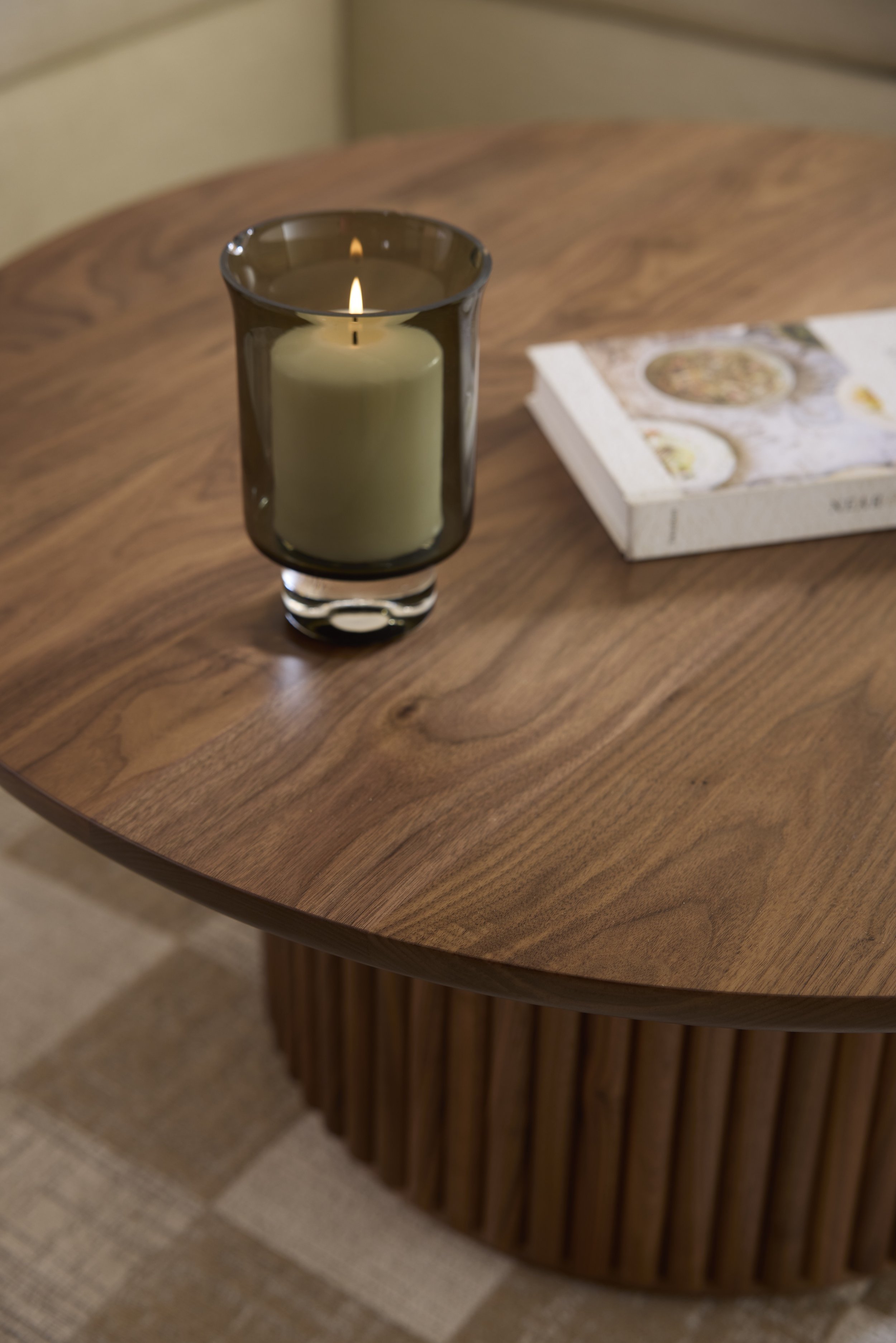 BMM_Jul25_Pfeiffer Coffee Table_Detail4.jpg