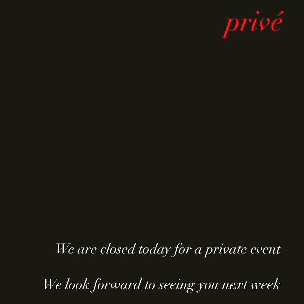 priv&eacute; .