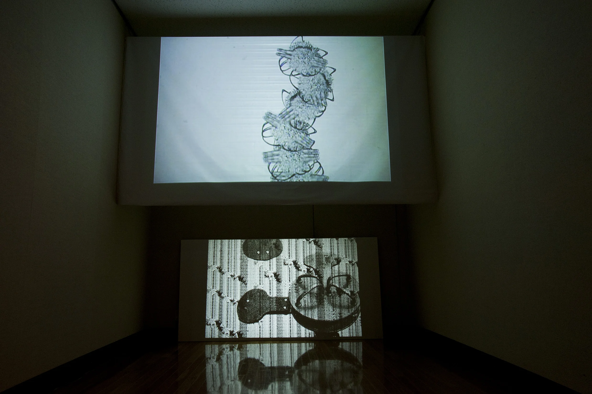 video-instalation2015-3.jpg