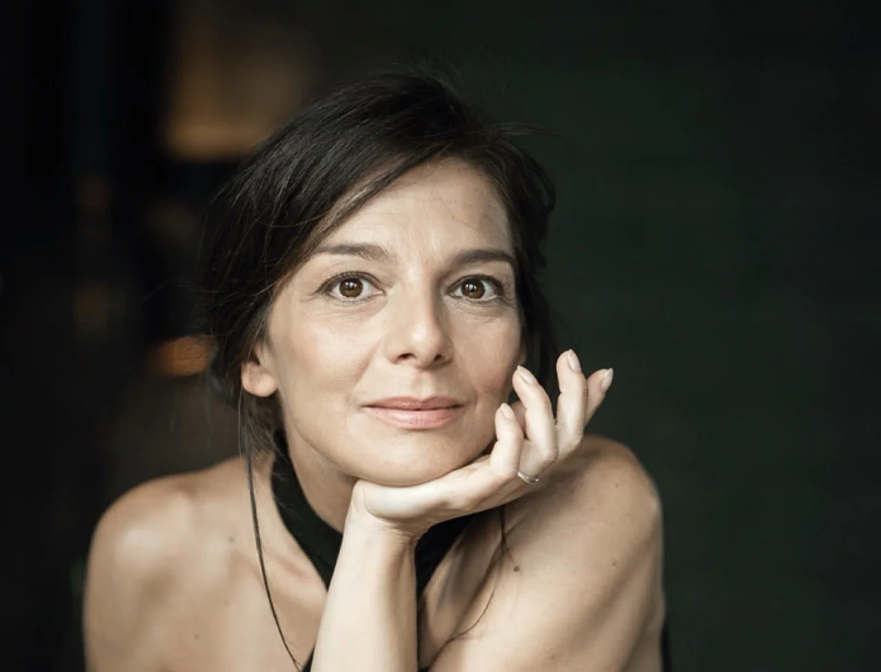 L’HYMNE À L’AMOUR | VASILIKI ROUSSI SINGT EDITH PIAF