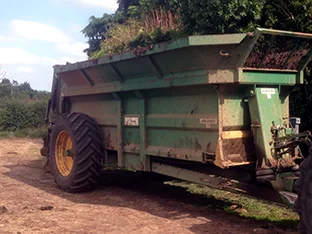 muckspreader.jpg
