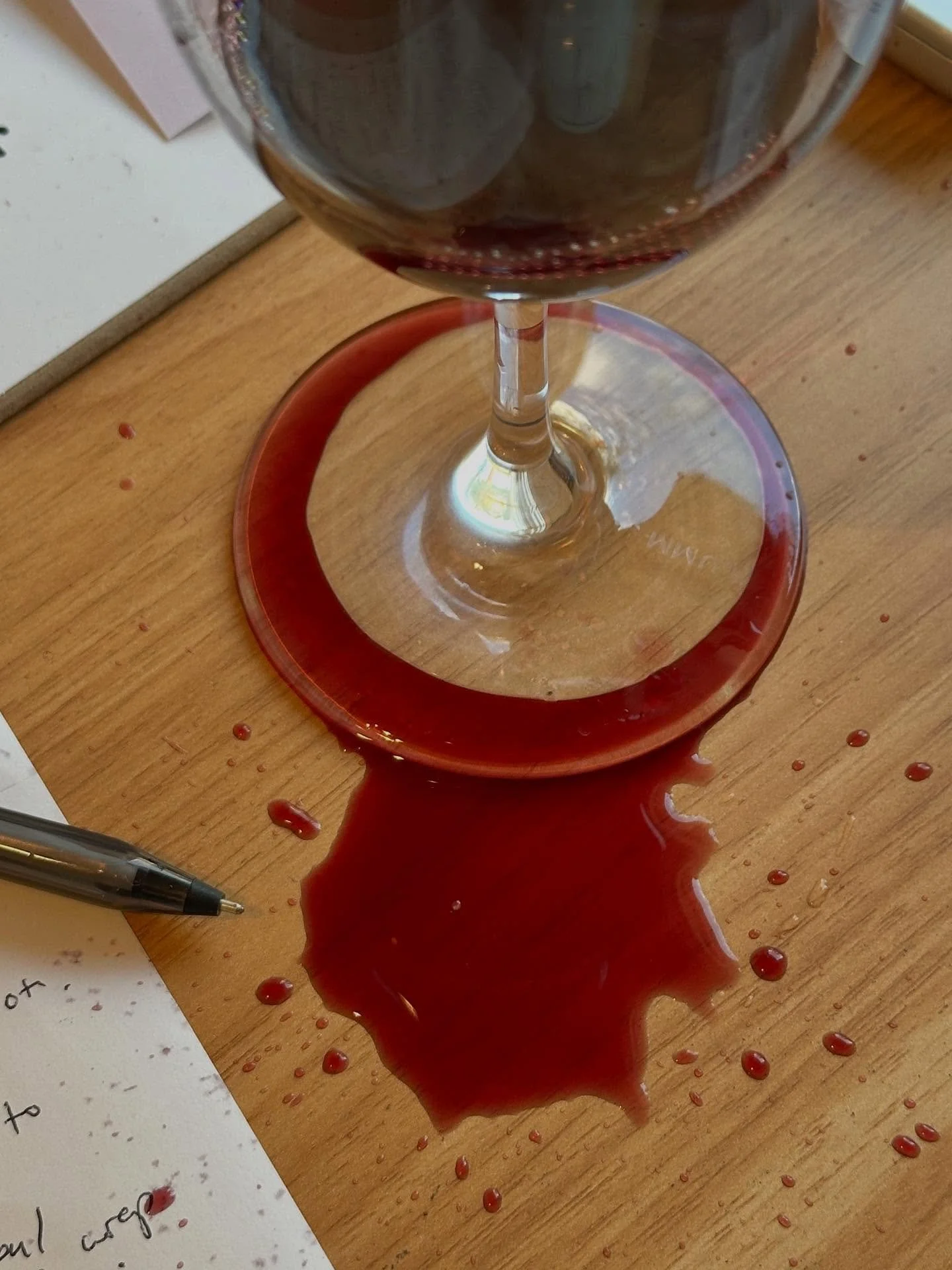 Caption this&hellip;

Life as art.🍷

Something about this shot captivates me. 

It could have been what was in the glass. There&rsquo;s some serious energy in the latest release from @hcvwines @fatcarp73  @petefrase