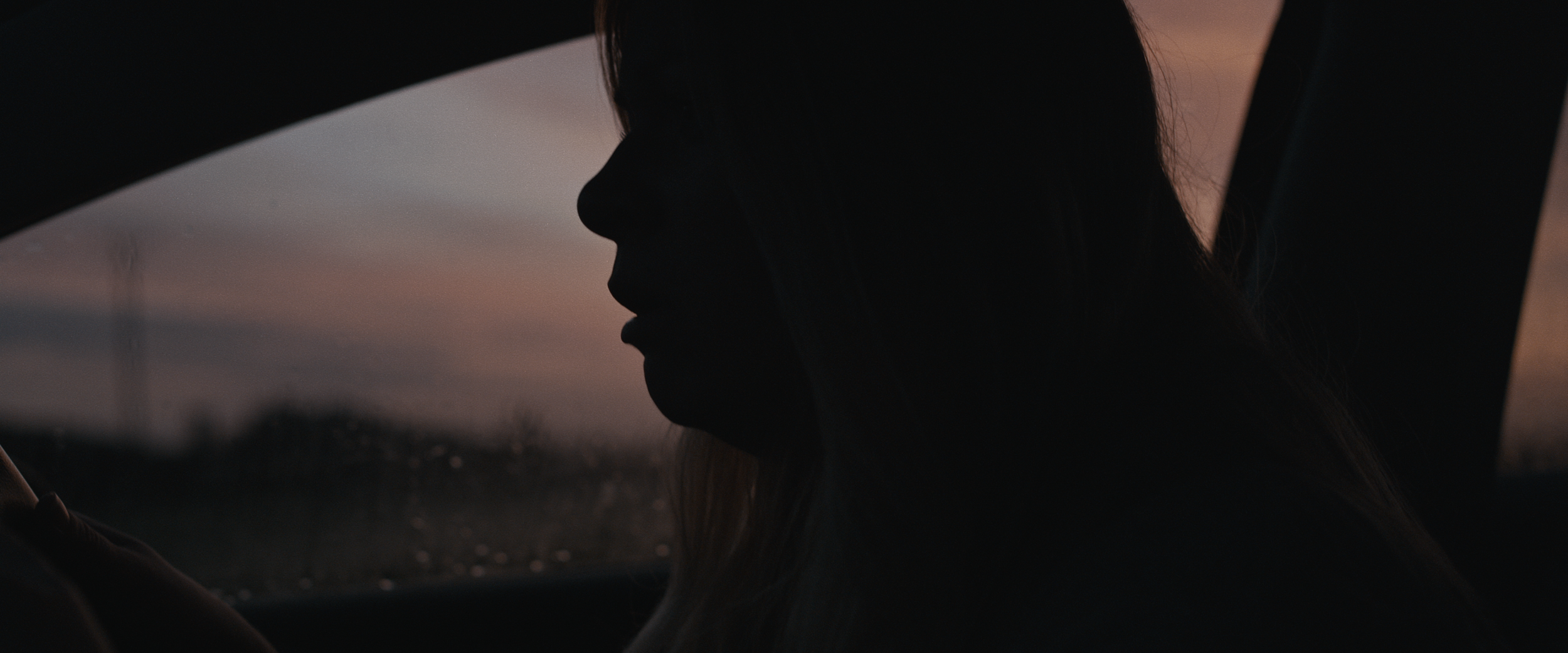 Gin Flows, Glass Mountain, 2017