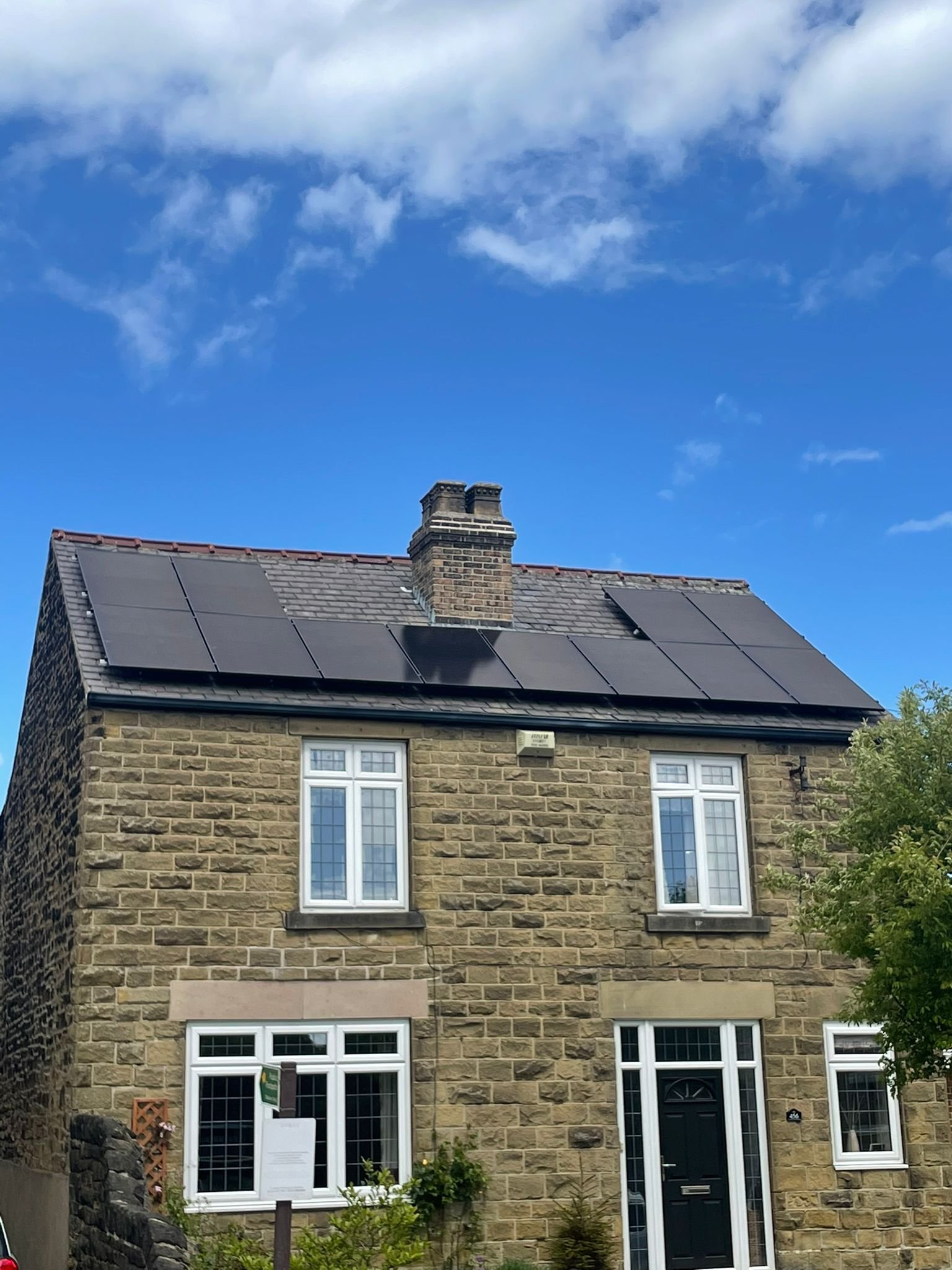 UKSOL 375w black modules installed  in Yorkshire