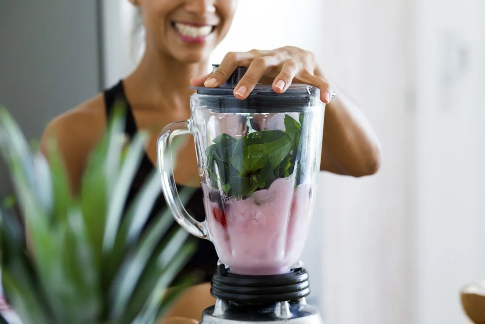 Smoothie in Blender 1000 x 667.jpg