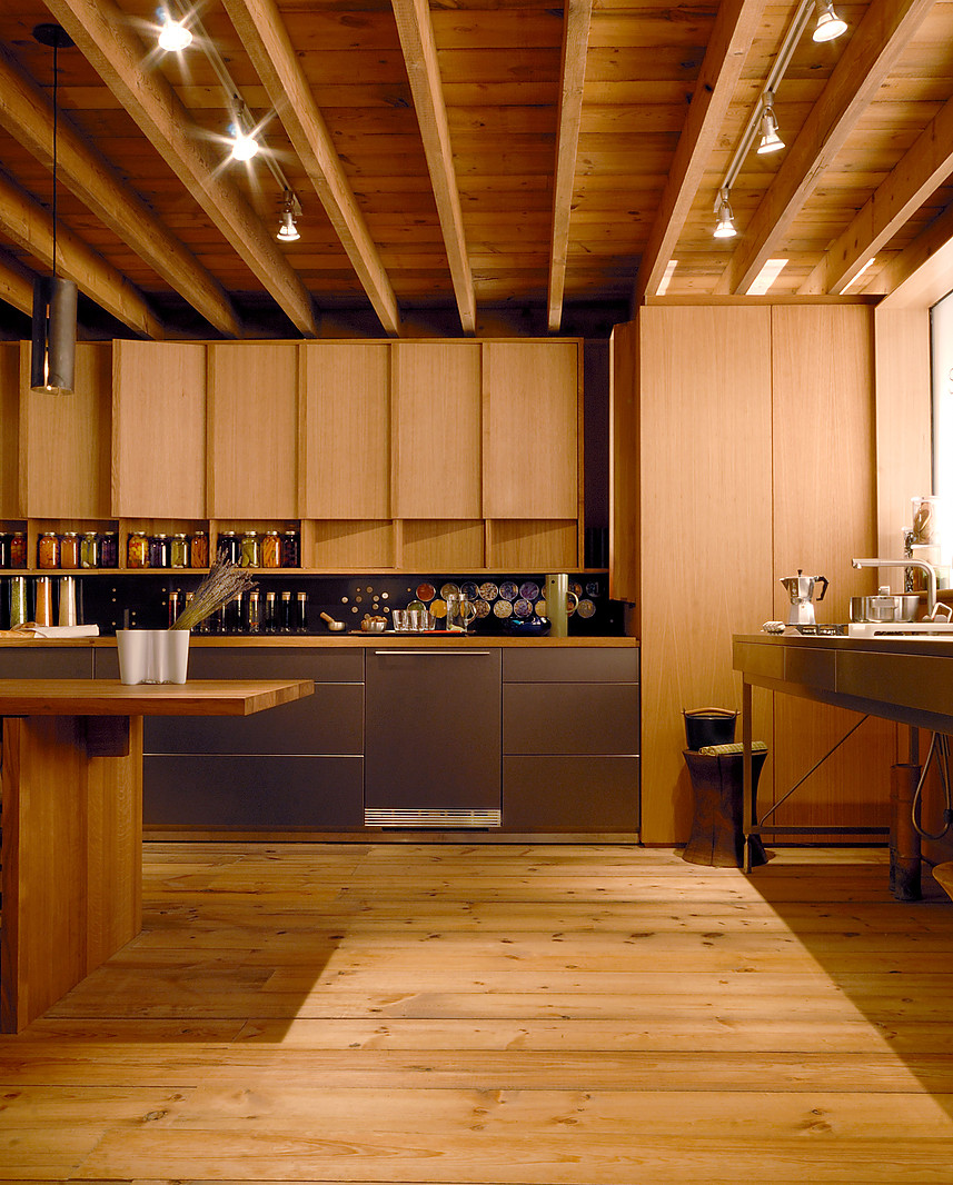 Small Fridges Make Good Cities Pantry
