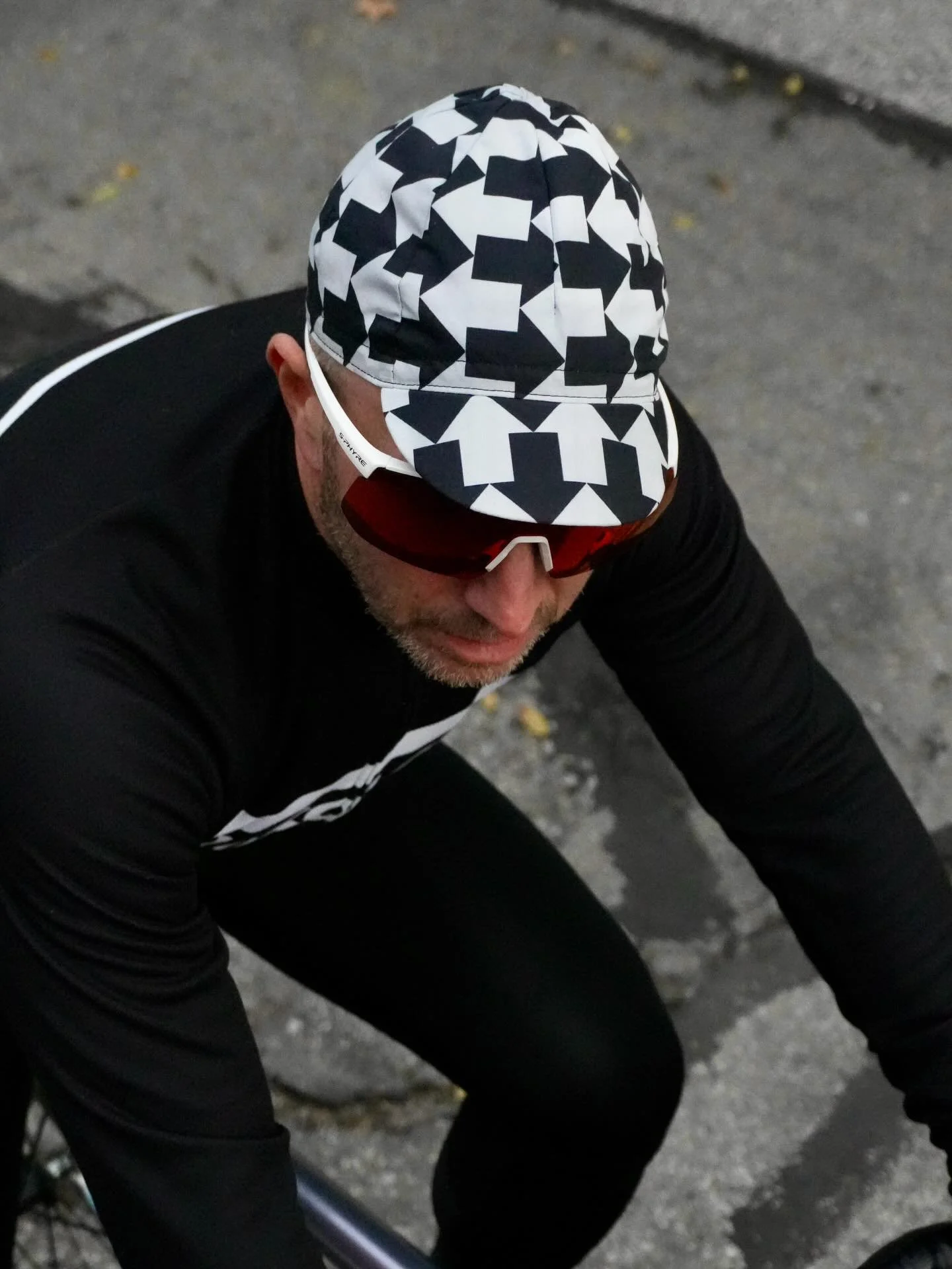 A few of the tasty, organic cotton caps we put out this year.
Two sizes to fit everyone and as always you save with 3 or more. Pick a few for yourself or share with friends.

#velocolour #cycling #cyclingfash&iacute;on