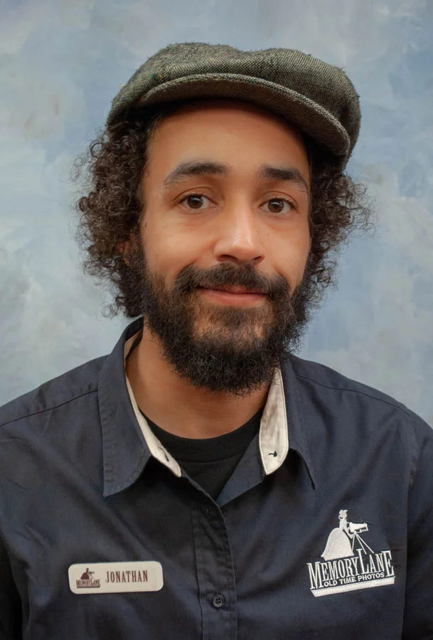 Jonathan Snowden, Studio Manager
