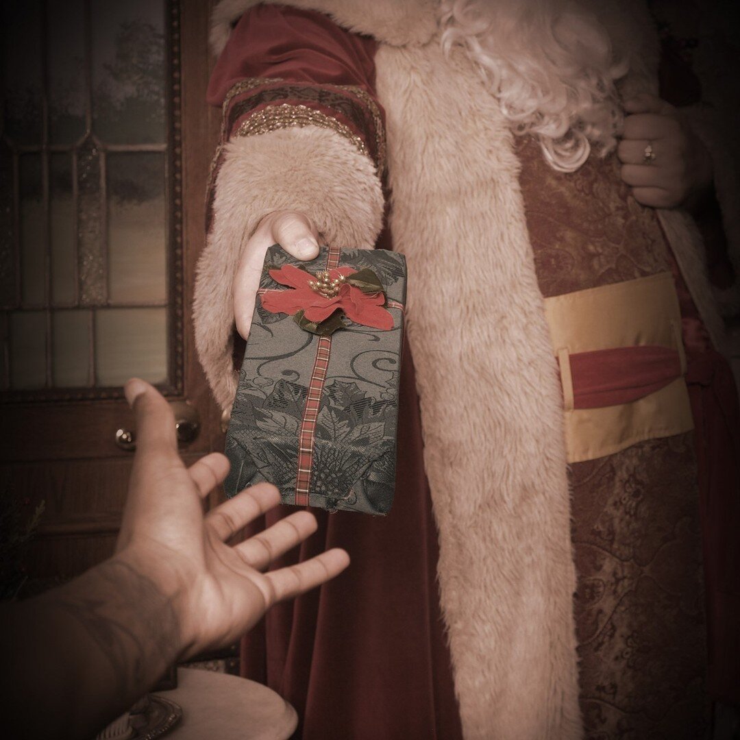 We are excited to announce that Santa will be spending Fridays and Saturdays with us for the month of December. Please book your appointments while they last at www.memorylaneoldtimephotos.com/appointments

Looking forward to seeing you all!