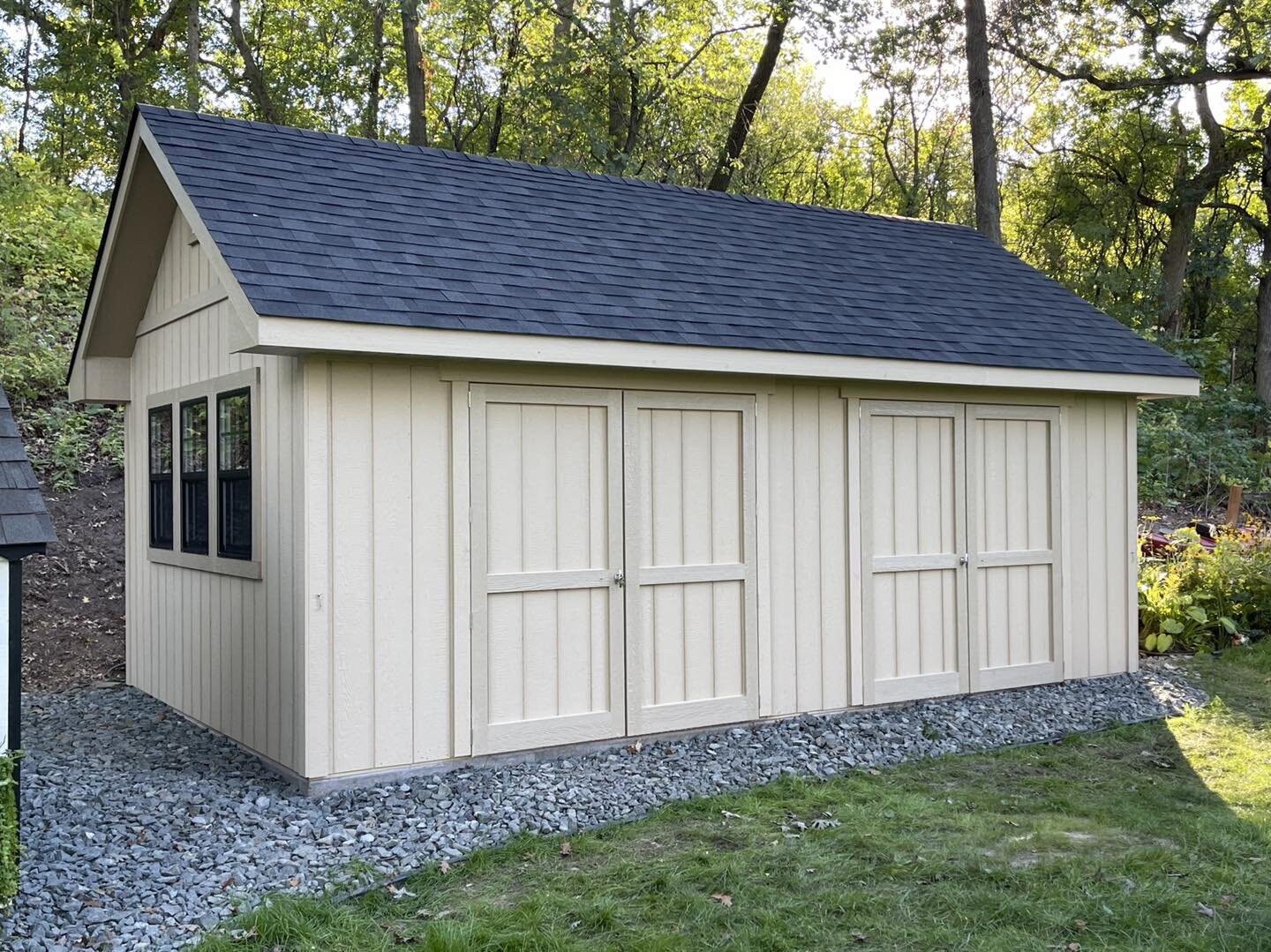 12x20 Gable Deluxe with 2 sets of doors for easy access. Do you have an HOA? We provide complimentary 3D mock ups and construction drawings to obtain all necessary approvals ✔️