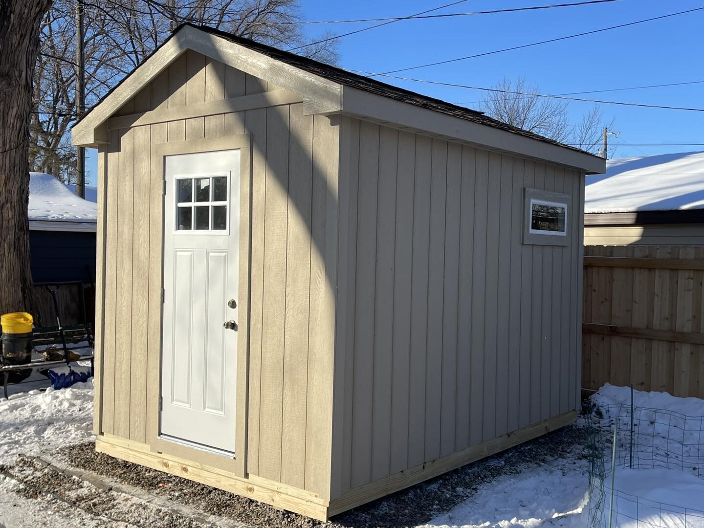 This building shell is getting turned into a backyard sauna 🧖&zwj;♀️🧖&zwj;♂️