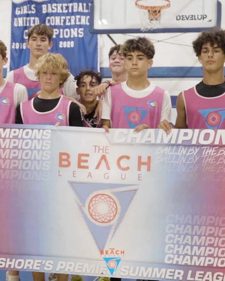 🏆 CHAMPIONS 🏆 

Team 2 dominated the second half to crown themselves champions of the Beach League! 🥇 Cole Zalewski with another standout performance in this one! 🙌🚀