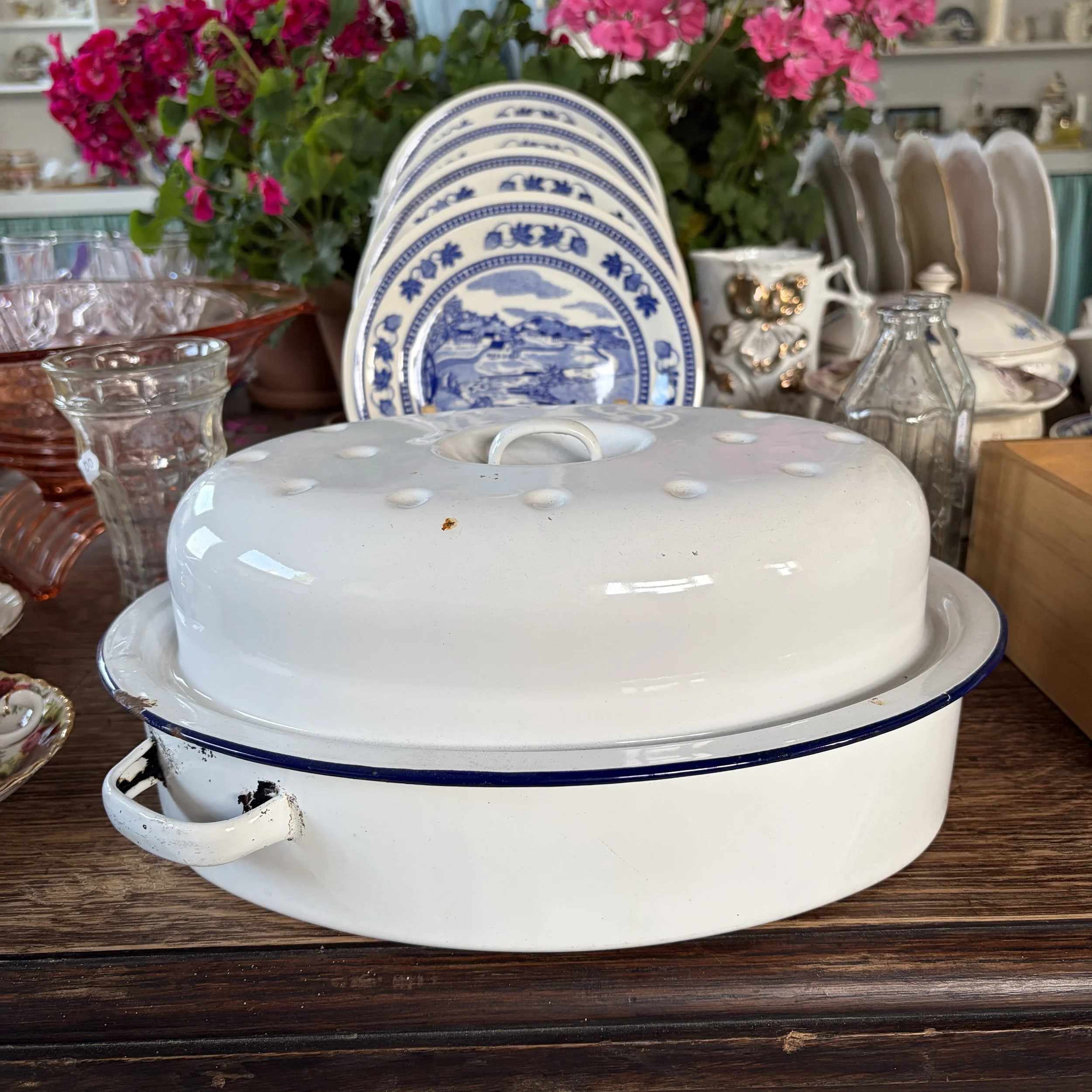 Enamel Roaster