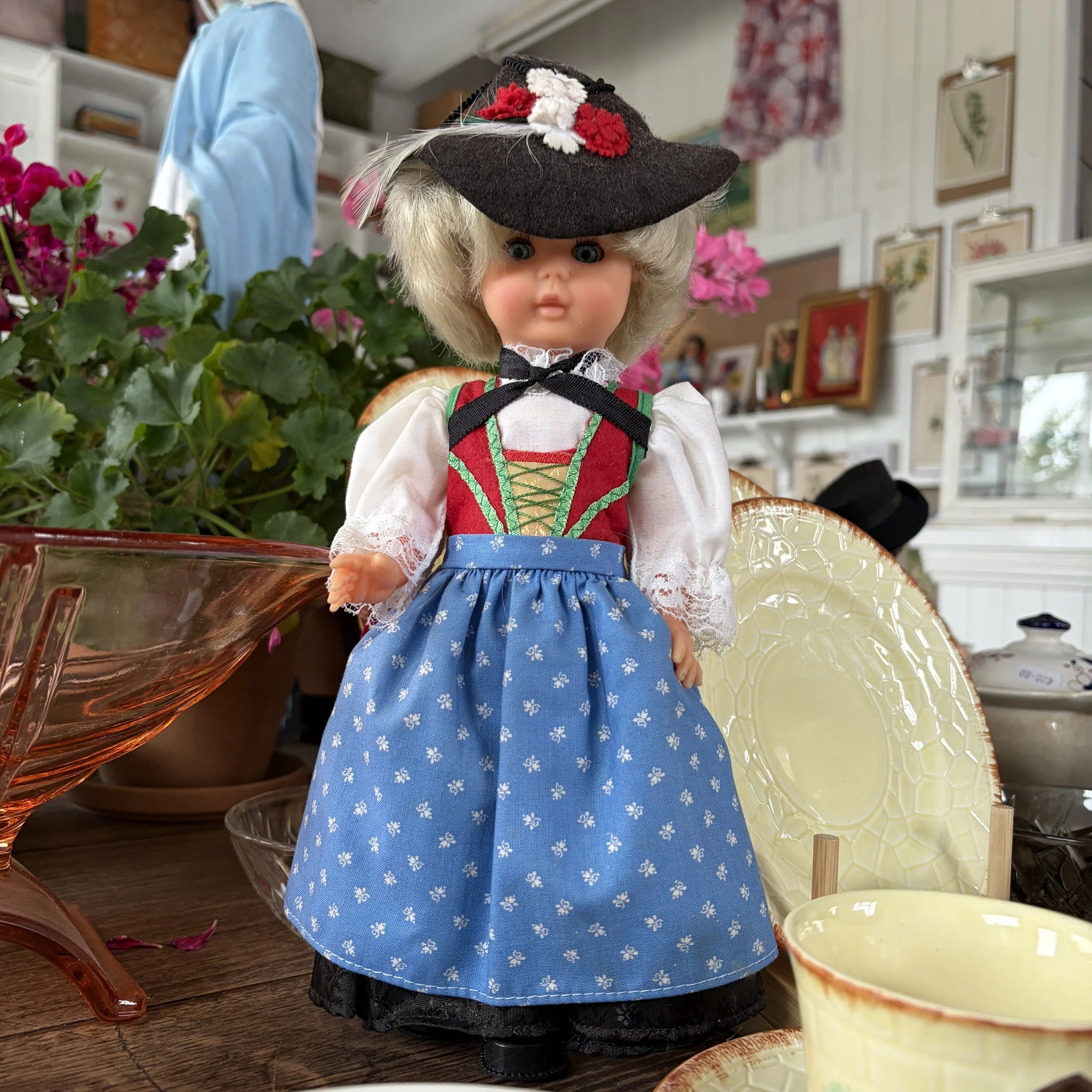 Vintage Doll 18
