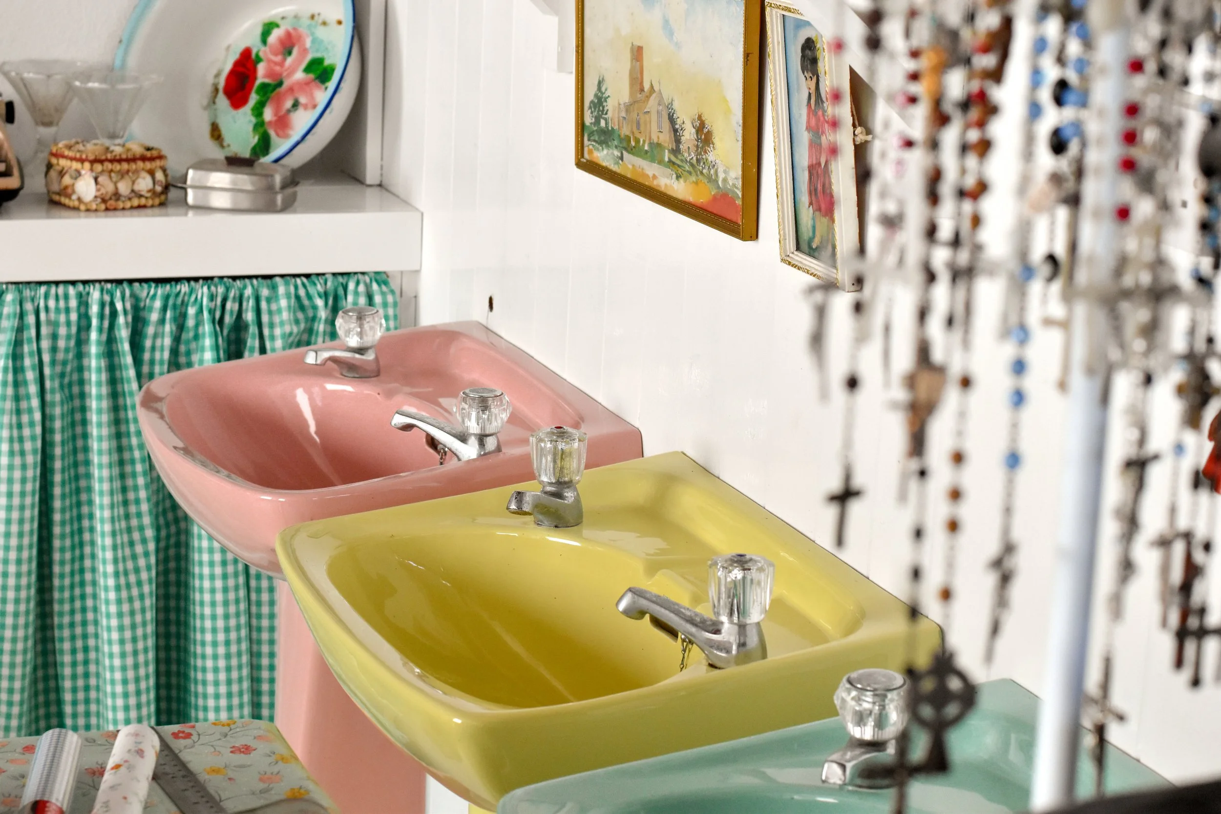 Coloured Bathroom Suites