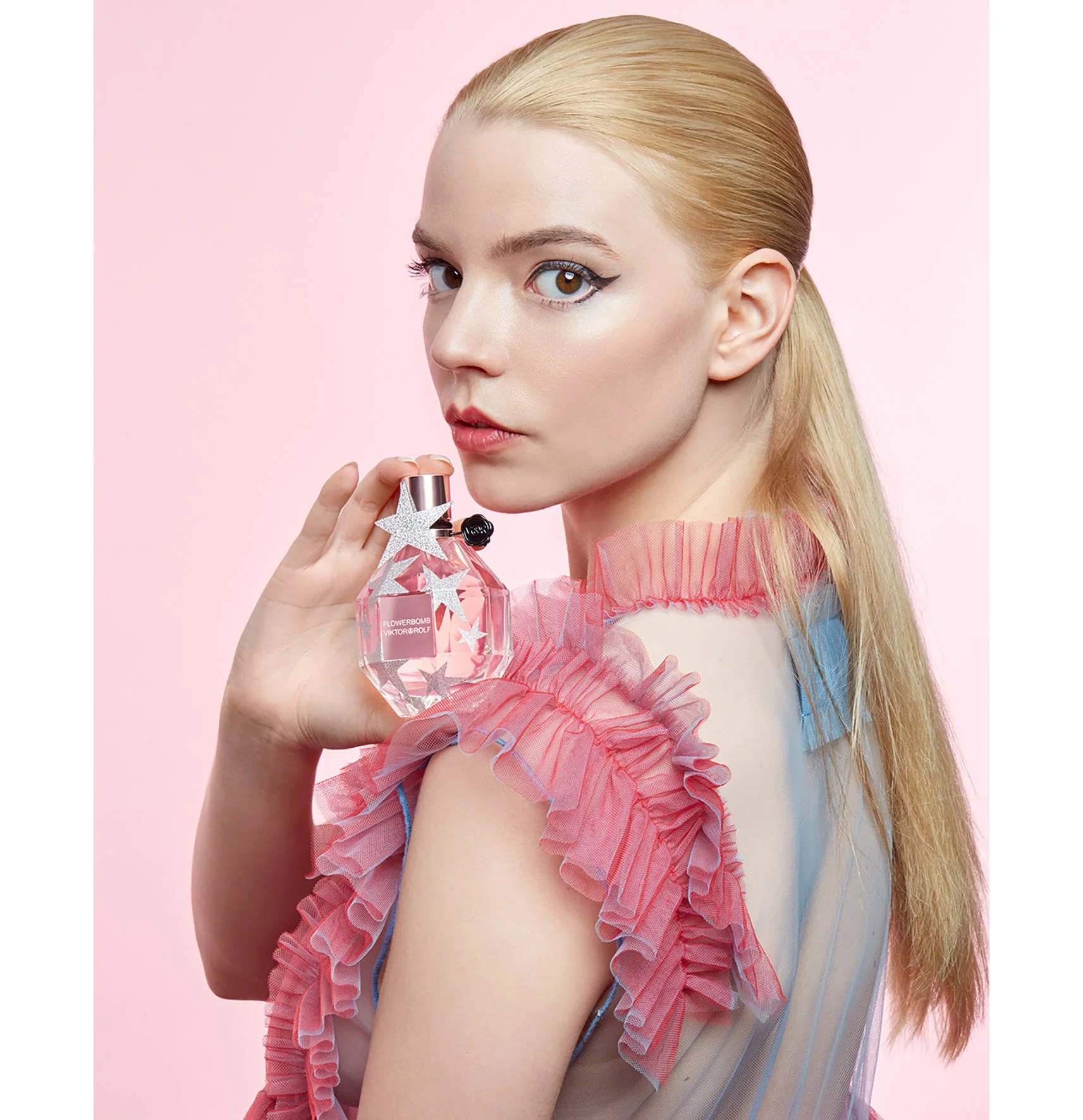 Victor&Rolf-flowerbomb-Anya-Taylor-Joy-©John-Lander-1911-00651.jpg