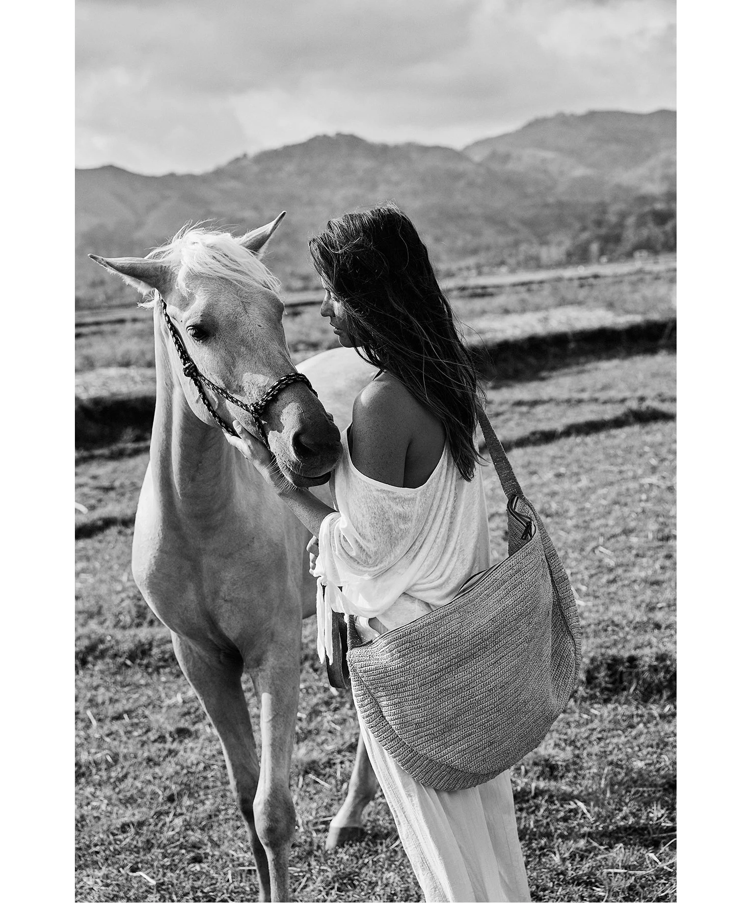 2410-Bali-31138 1-B&W.jpg