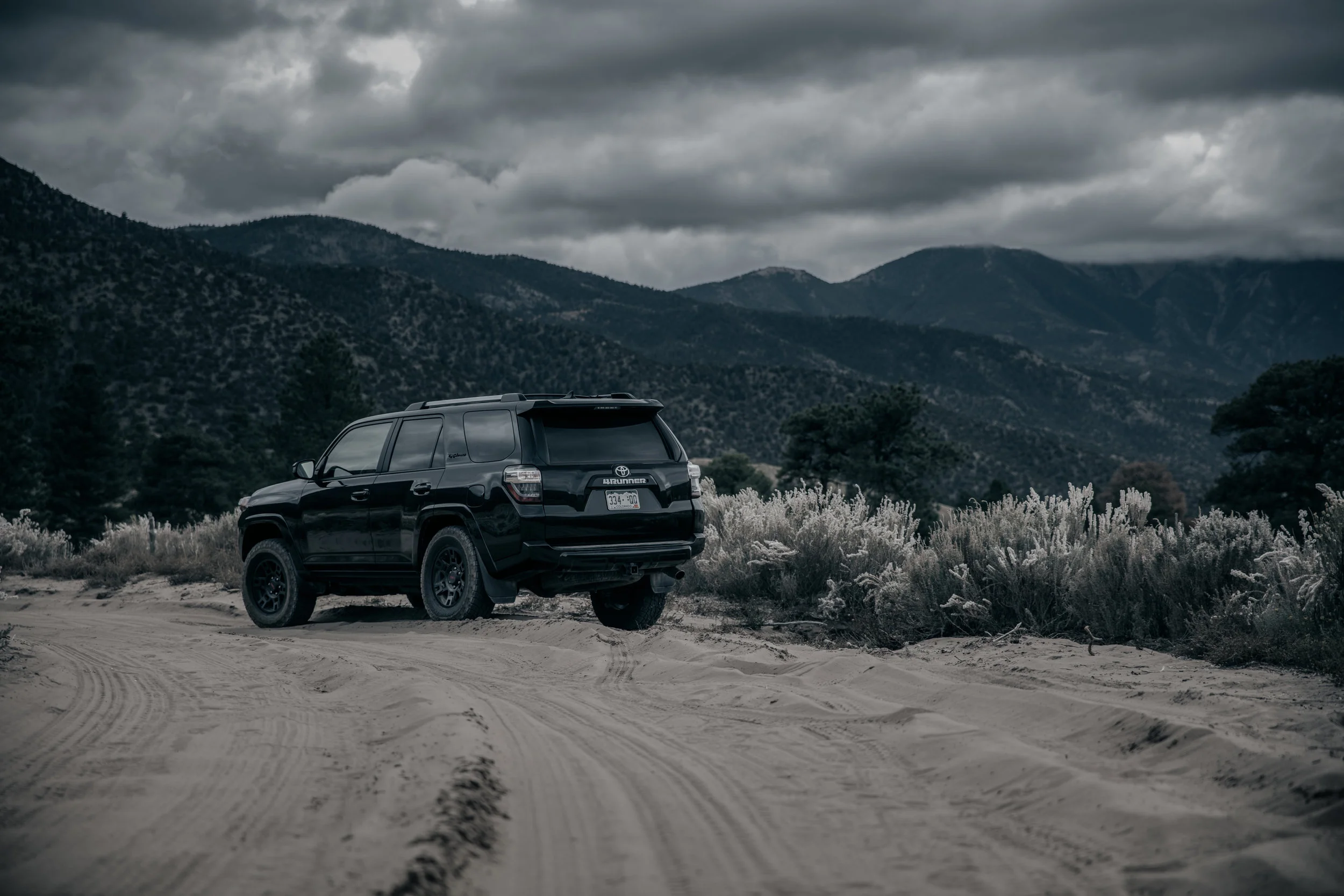 Medano Pass 4R TRD PRO--2.jpg