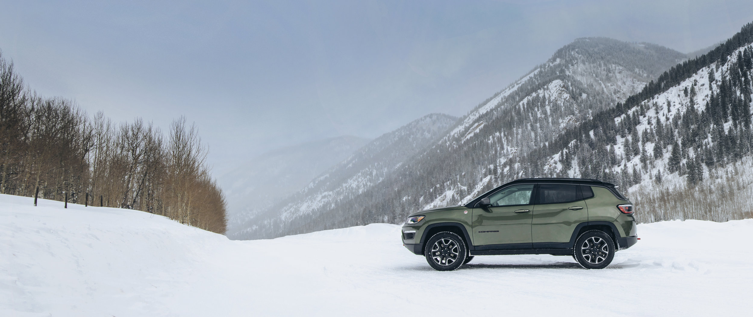 s02_0N0A5315_Profile_Snowfield_Compass_ Jeep_Aspen_v2.JPG
