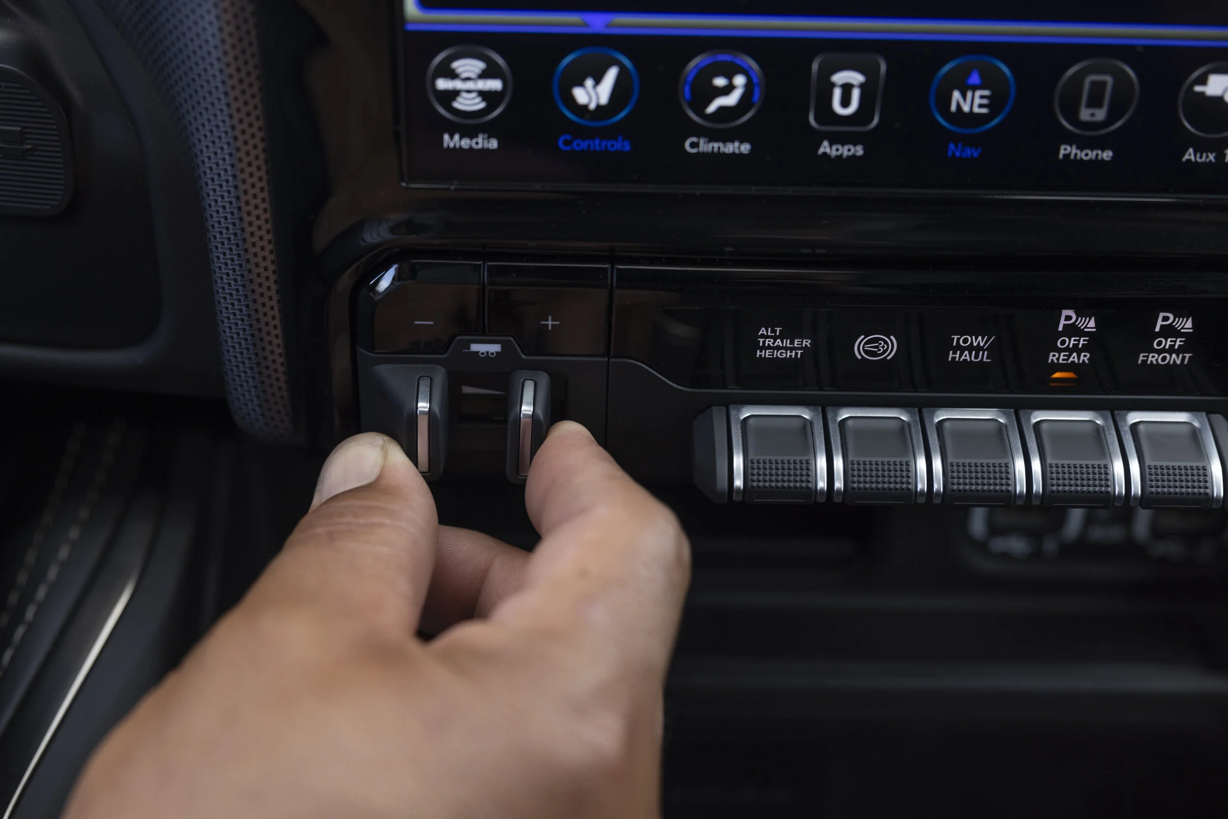 _X5A2309_Interior Detail_Trailer Brakes_Ram How-To Towing-Edit.JPG