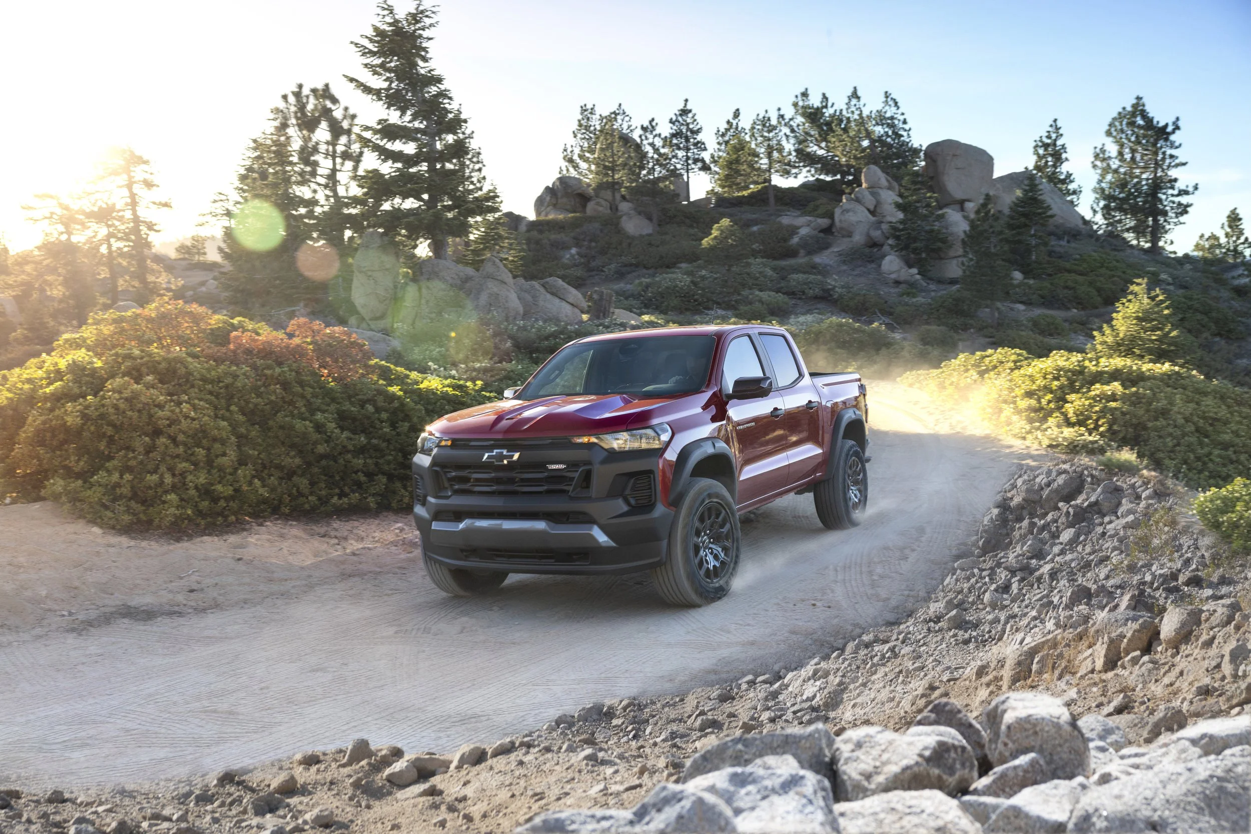 2023-chevrolet-colorado-trail-boss-006.jpg