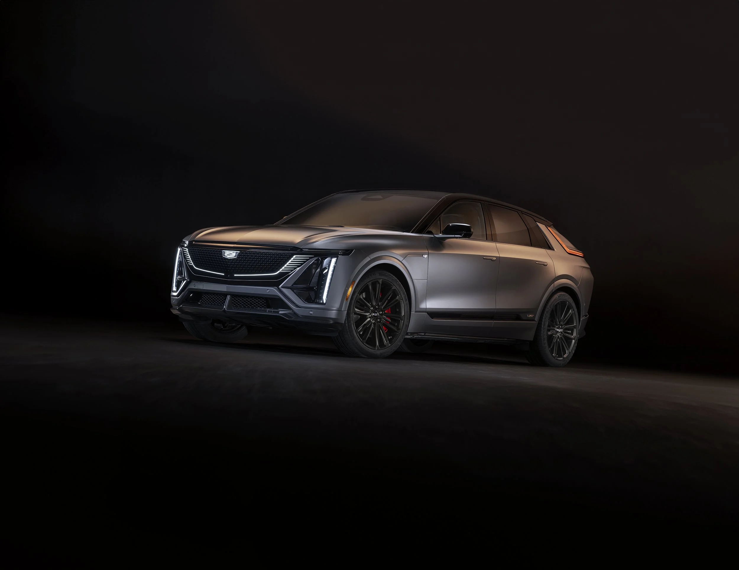 2026-cadillac-lyriq-v-092.jpg