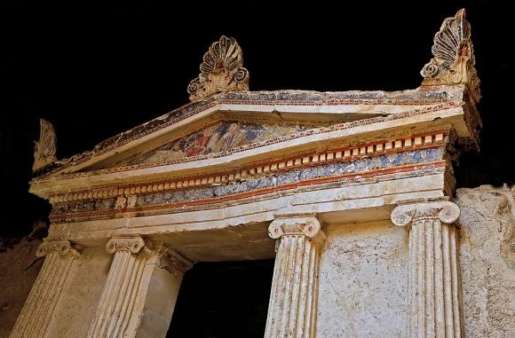 Γνωριμία με τις αρχαιότητες της Νάουσας