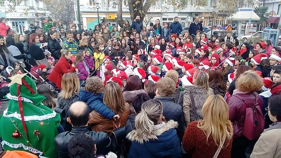 Ξωτικά κι Άγιοι Βασίληδες την 1η Δεκεμβρίου στη Νάουσα