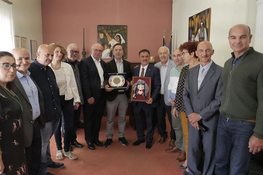Συνάντηση δημάρχων Νάουσας και Αργυρούπολης Τραπεζούντας