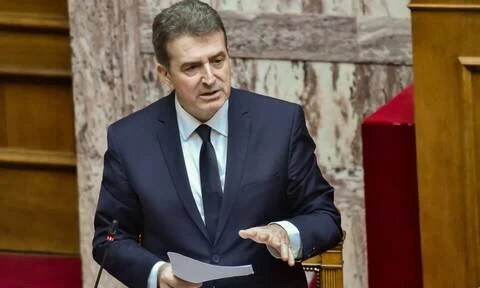 Πήρε... προσωπικά ο Μιχάλης Χρυσοχοΐδης την υπόθεση με το βιτριόλι!