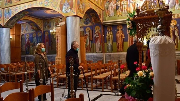 Τήρηση των περιοριστικών μέτρων στους ναούς ζητά από τους ιερείς η Μητρόπολη