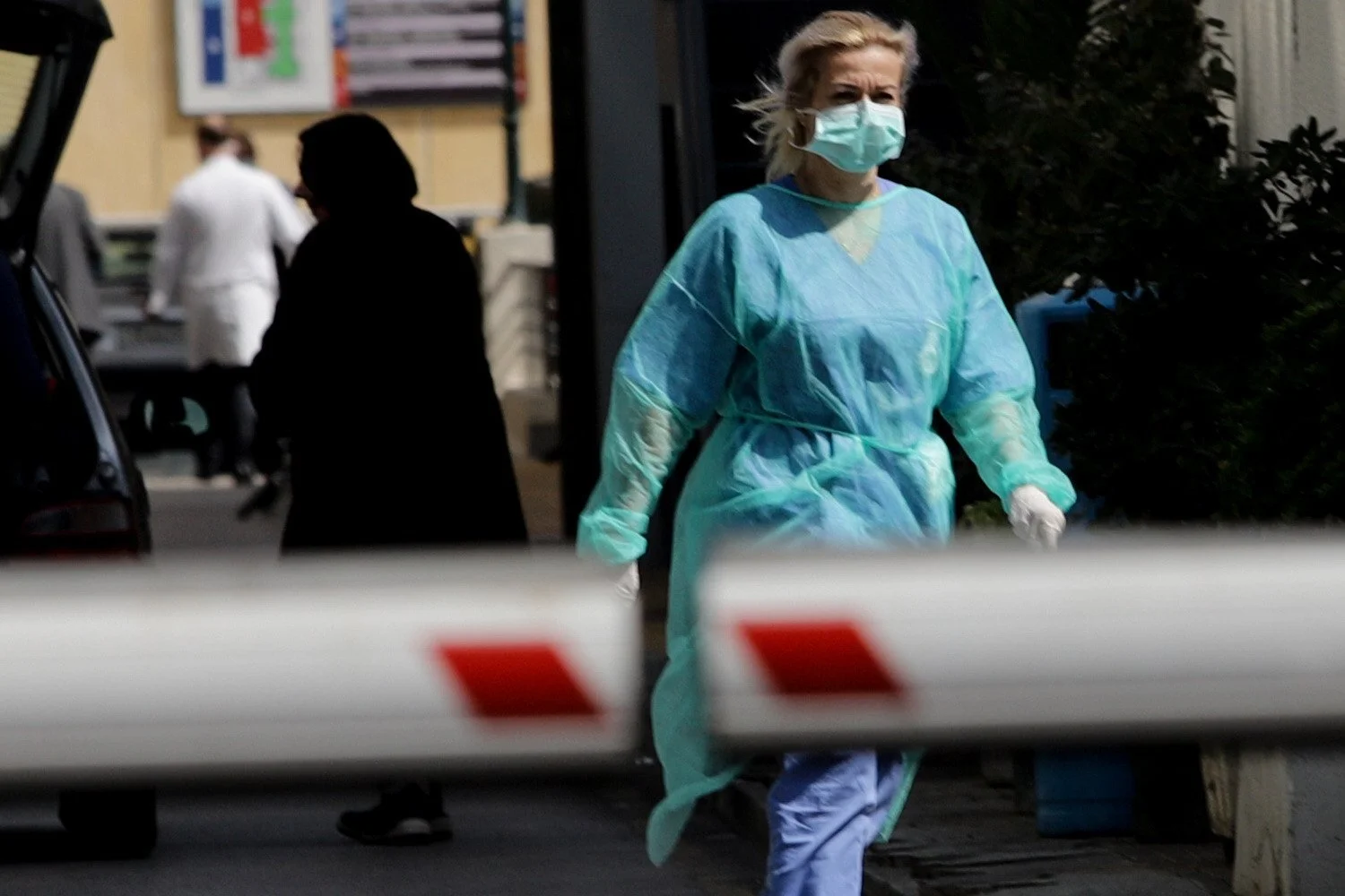 15 νέες μολύνσεις από κορωνοϊό στην Ημαθία. 932 στη χώρα. 50 νέοι θάνατοι