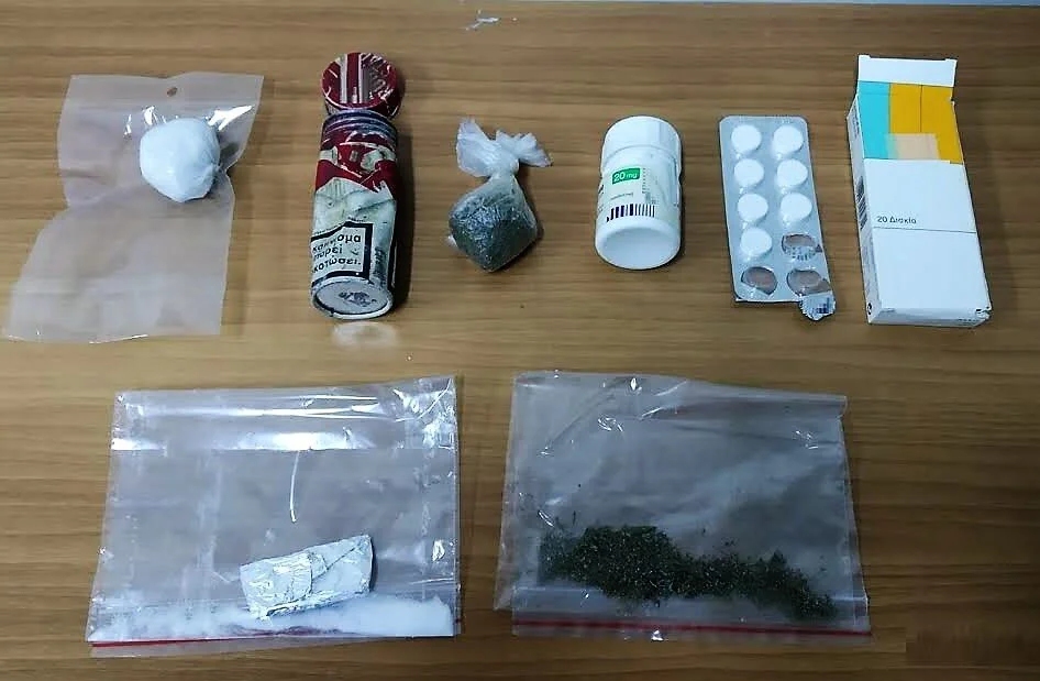 Συλλήψεις για ναρκωτικά σε Βέροια και Αλεξάνδρεια