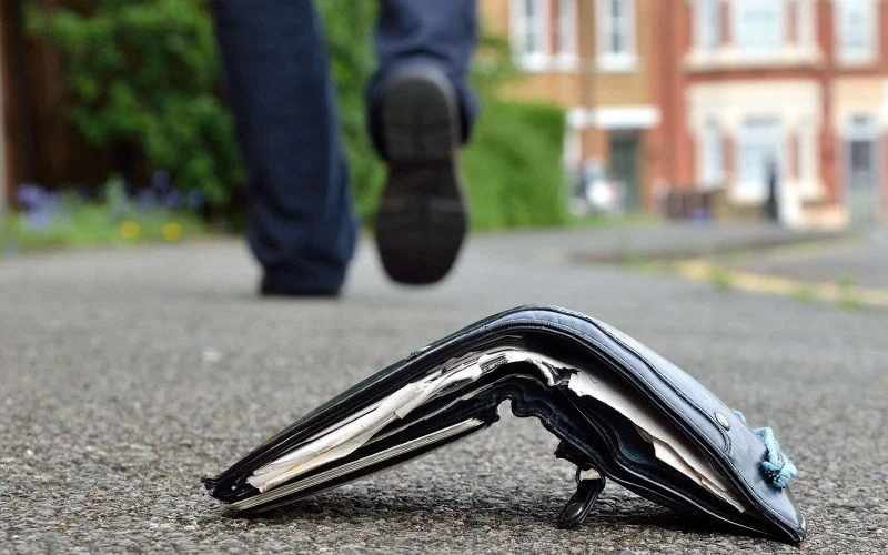 Νάουσα. Ψητοπώλης βρήκε πορτοφόλι και το παρέδωσε στην αστυνομία