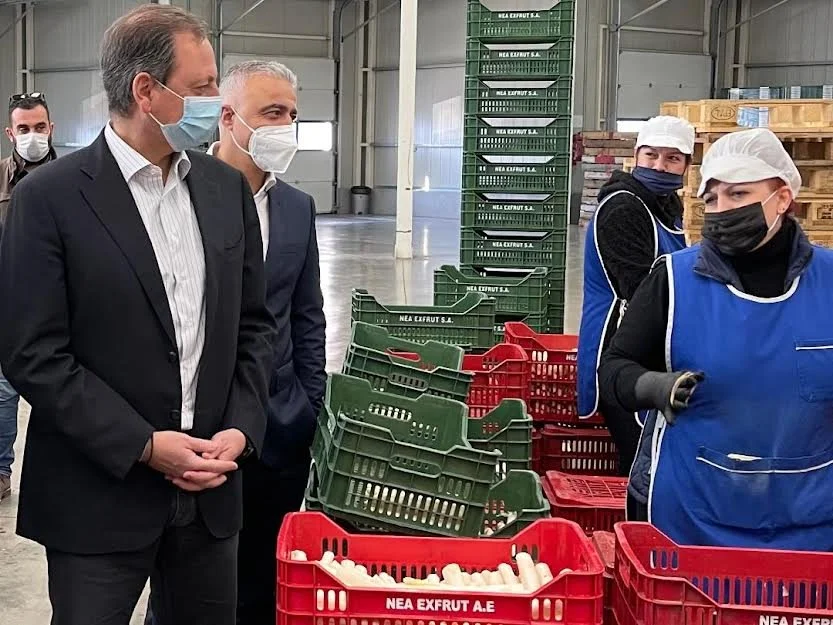 Λάζαρος Τσαβδαρίδης. Στον Λιβανό οι προτάσεις της Διεπαγγελματικής για τους εργάτες γης