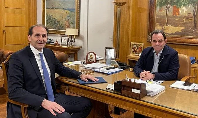 Βεσυρόπουλος στον Γεωργαντά για αποζημιώσεις σε ροδάκινα, νεκταρίνια, συμπύρηνα και μήλα