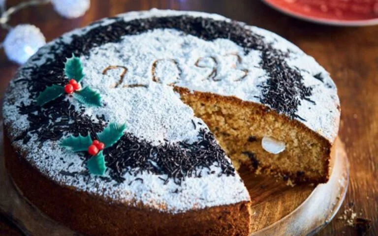 Βασιλόπιτα και επίσημο δείπνο από το σωματείο συνταξιούχων ΟΑΕΕ Νάουσας