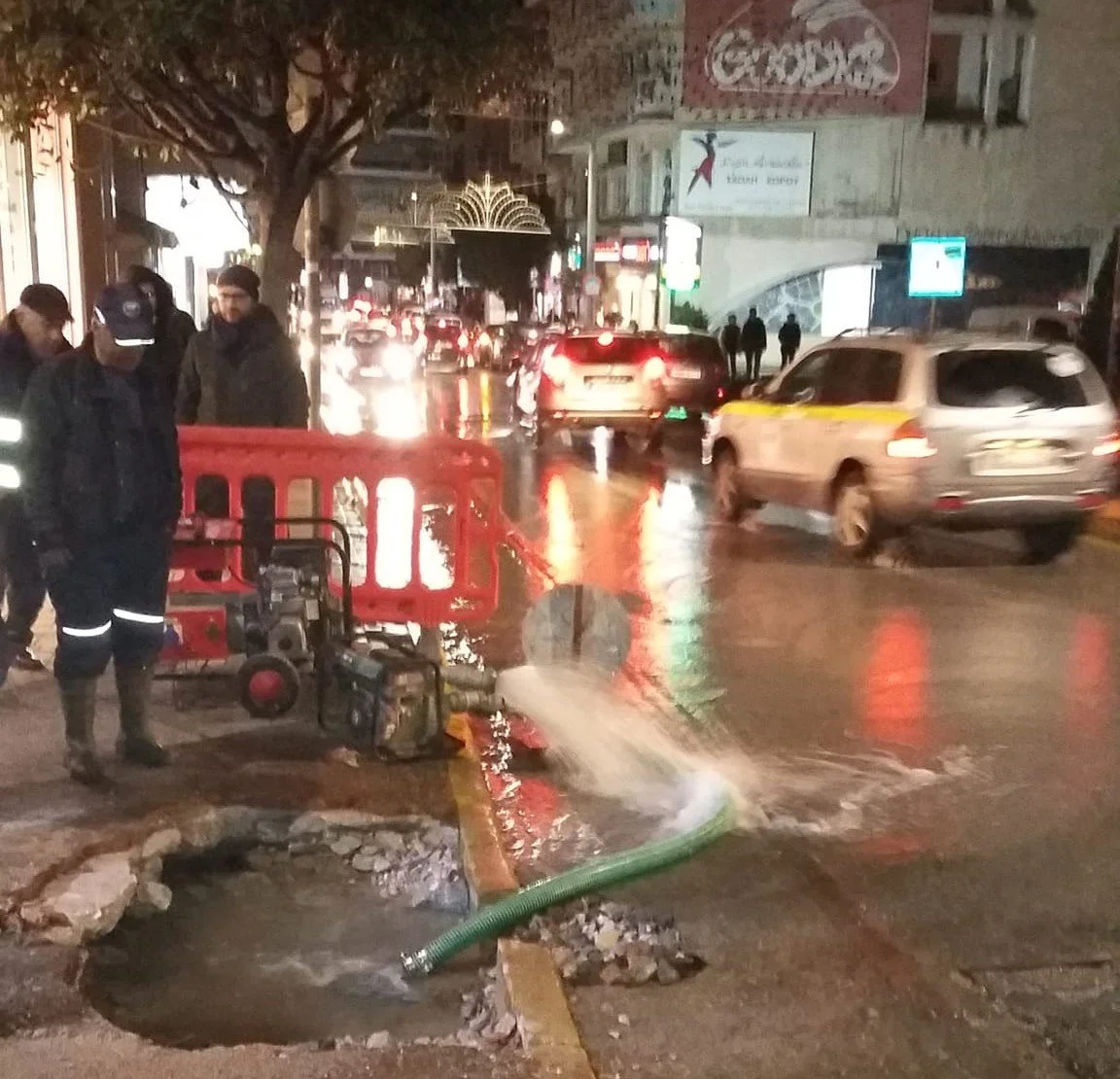 Βραδιά δοκιμασίας στη Βέροια. Χωρίς νερό για πολλές ώρες λόγω βλάβης