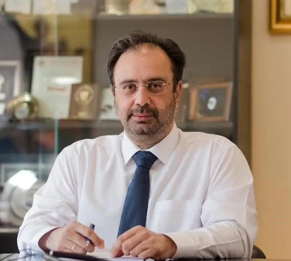 Κώστας Βοργιαζίδης για Θεόφιλο Κορωνά: Και για συντομία… πολιτικός καιροσκόπος