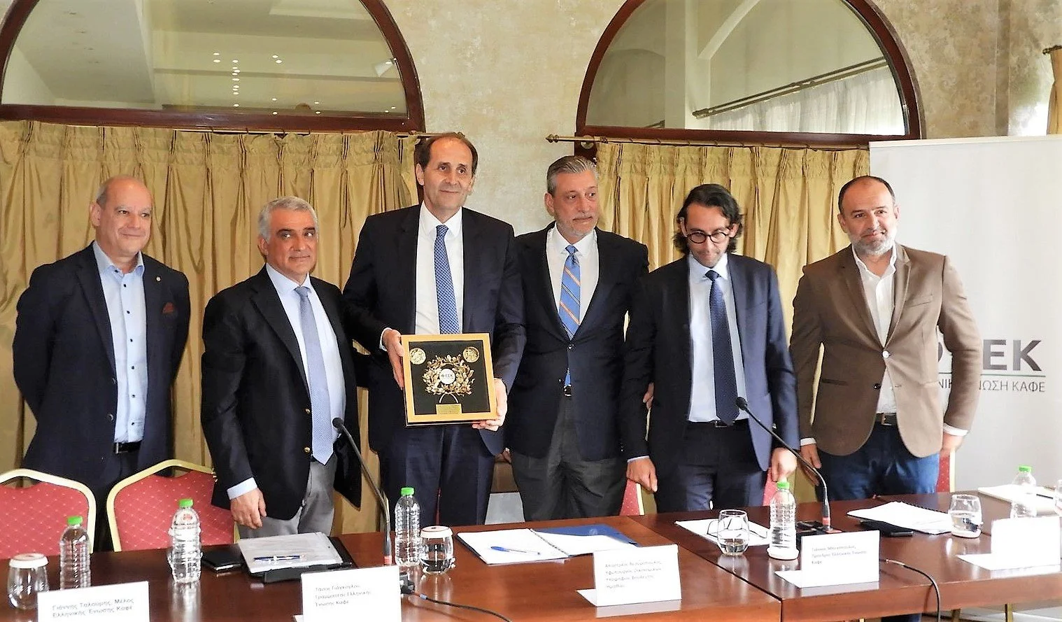 Βέροια. Τίμησε Βεσυρόπουλο η Ελληνική Ένωση Καφέ