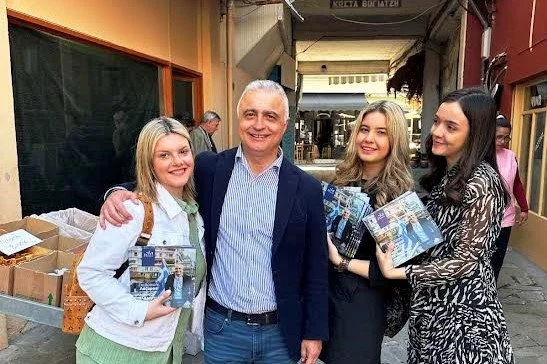 Στη λαϊκή της Νάουσας ο Λάζαρος