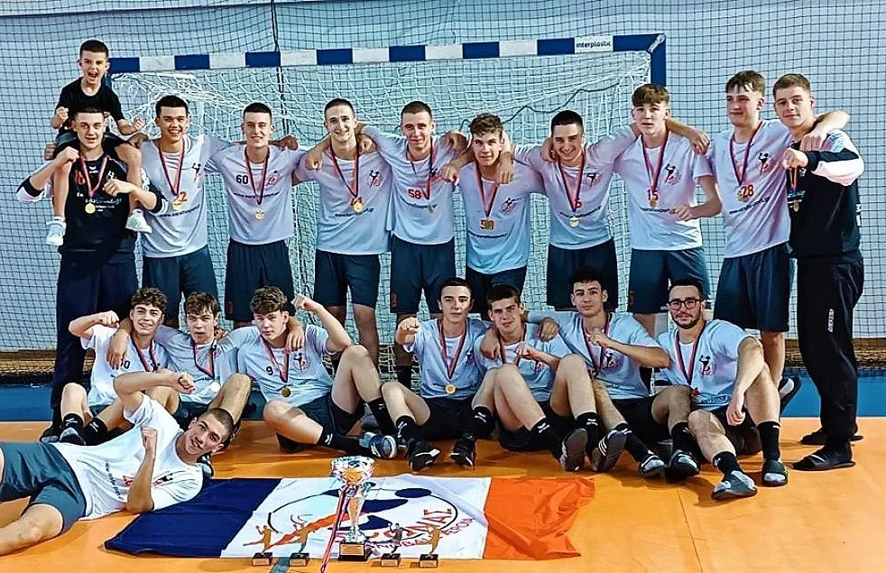 Χρυσός στο πανελλήνιο παίδων χαντ-μπολ ο Φέρωνας Βέροιας