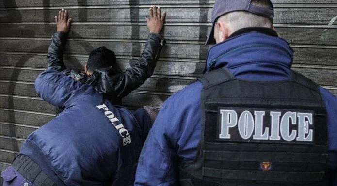 Βέροια. Τρεις άνδρες ‘έγδυσαν’ δύο σπίτια! Πάνω από 11.000 ευρώ η λεία τους