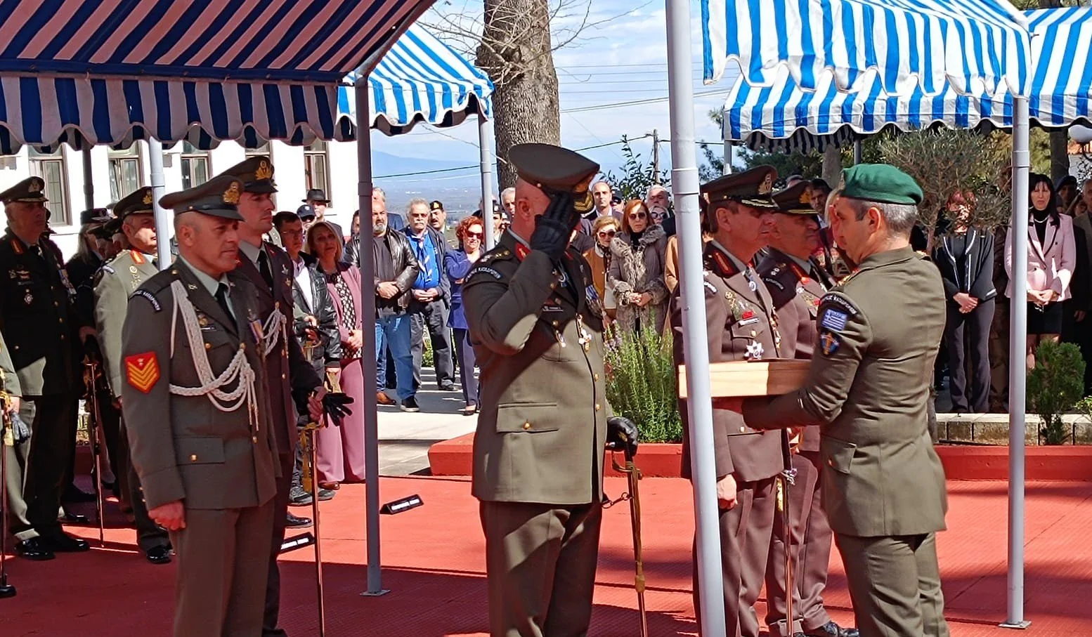 Αλλαγή διοίκησης στη Μεραρχία Πεζικού στη Βέροια. Τελετή παράδοσης-παραλαβής