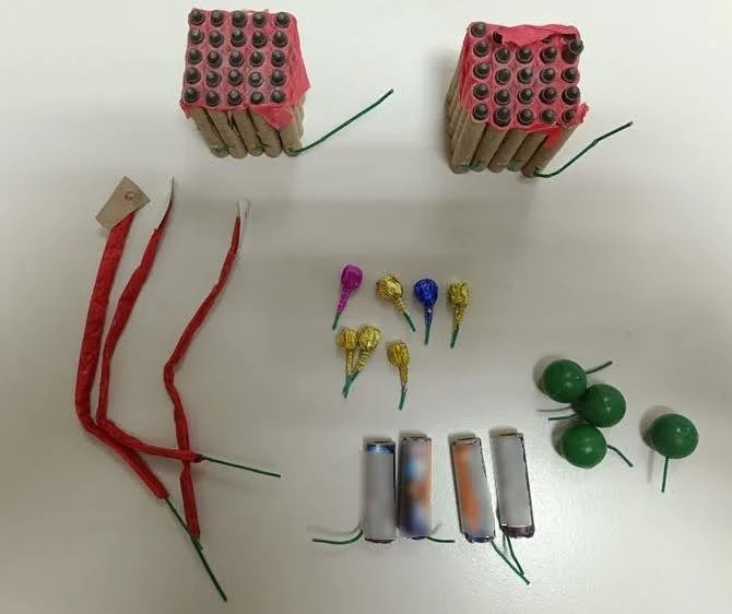 Σύλληψη άντρα με βεγγαλικά