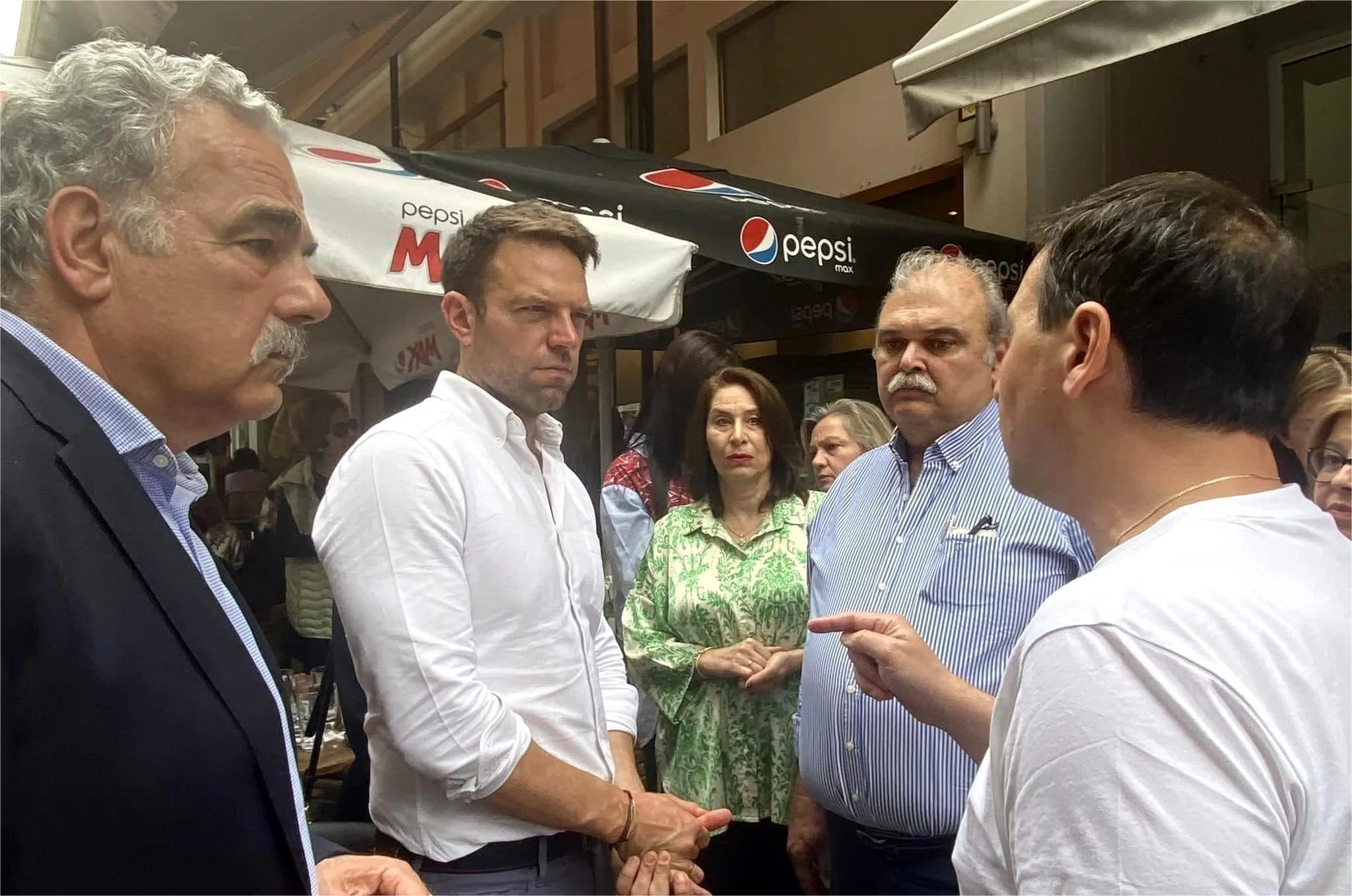 Βέροια. Στηρίζει τους εργαστηριακούς γιατρούς ο Στέφανος Κασσελάκης