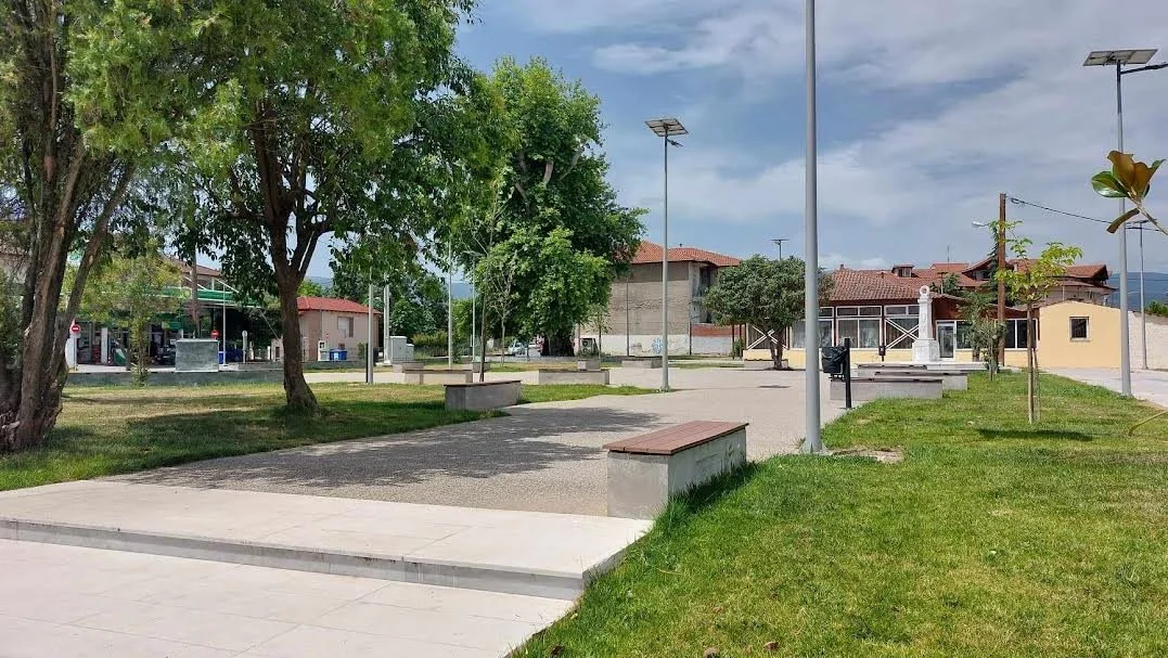  Ολοκληρώθηκε η ανάπλαση της πλατείας στο Μακροχώρι