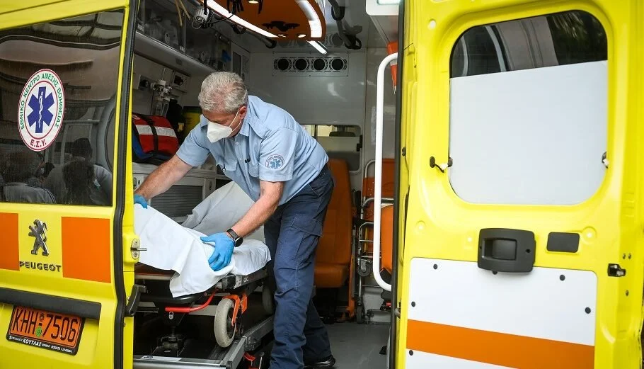 Τάσος Μπαρτζώκας. Στη Βουλή το θέμα του ΕΚΑΒ Αλεξάνδρειας