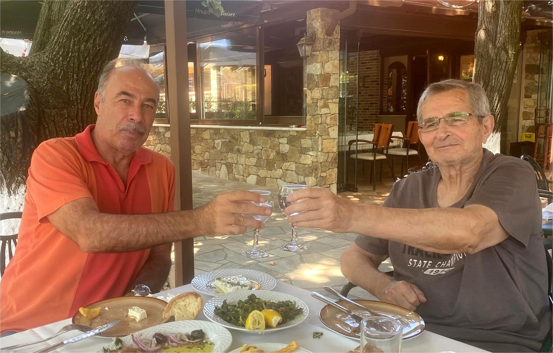 Δάσκαλος και μαθητής στις ‘Φλαμουριές’