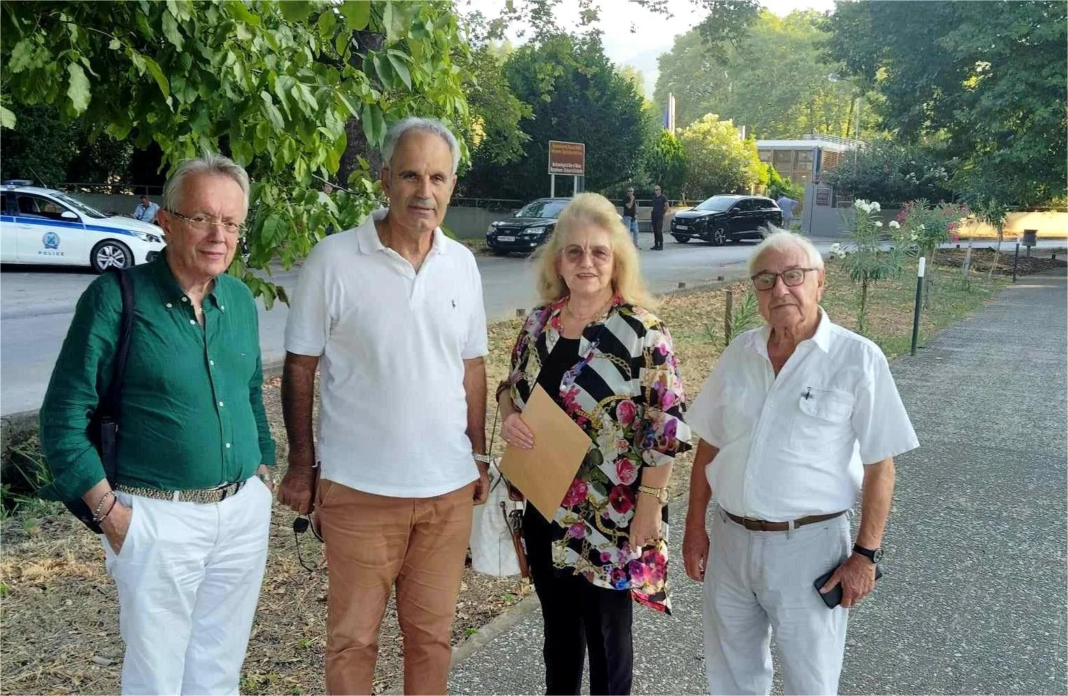 Μενδώνη προς ενεργούς πολίτες για την Παλιά Μητρόπολη: Να προσφύγετε στο Συμβούλιο της Επικρατείας!